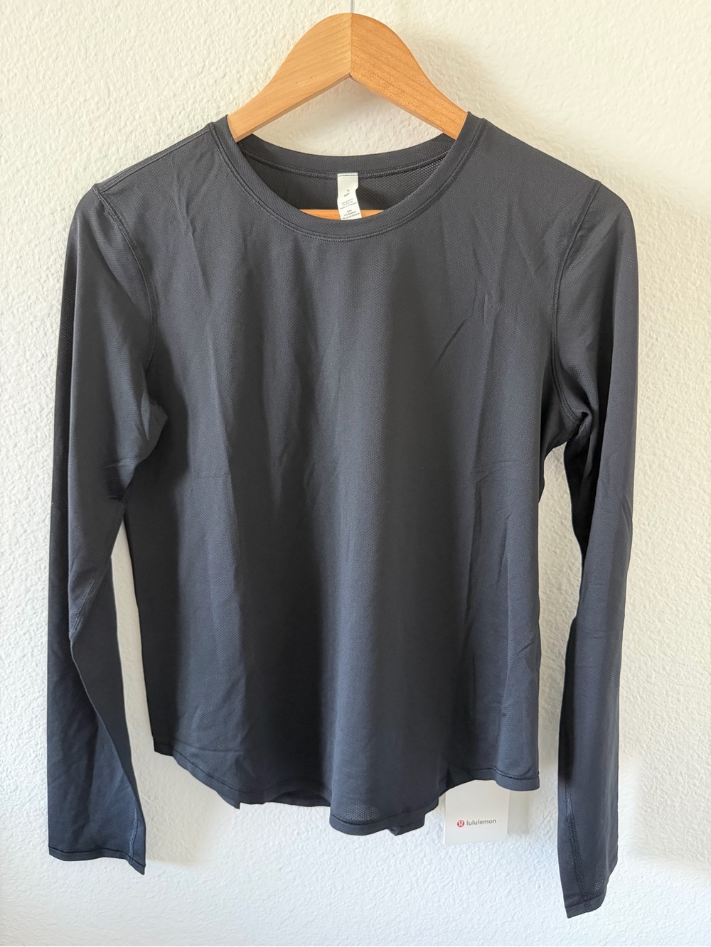 lululemon athletica Charcoal Gray Long Sleeve Crew Top